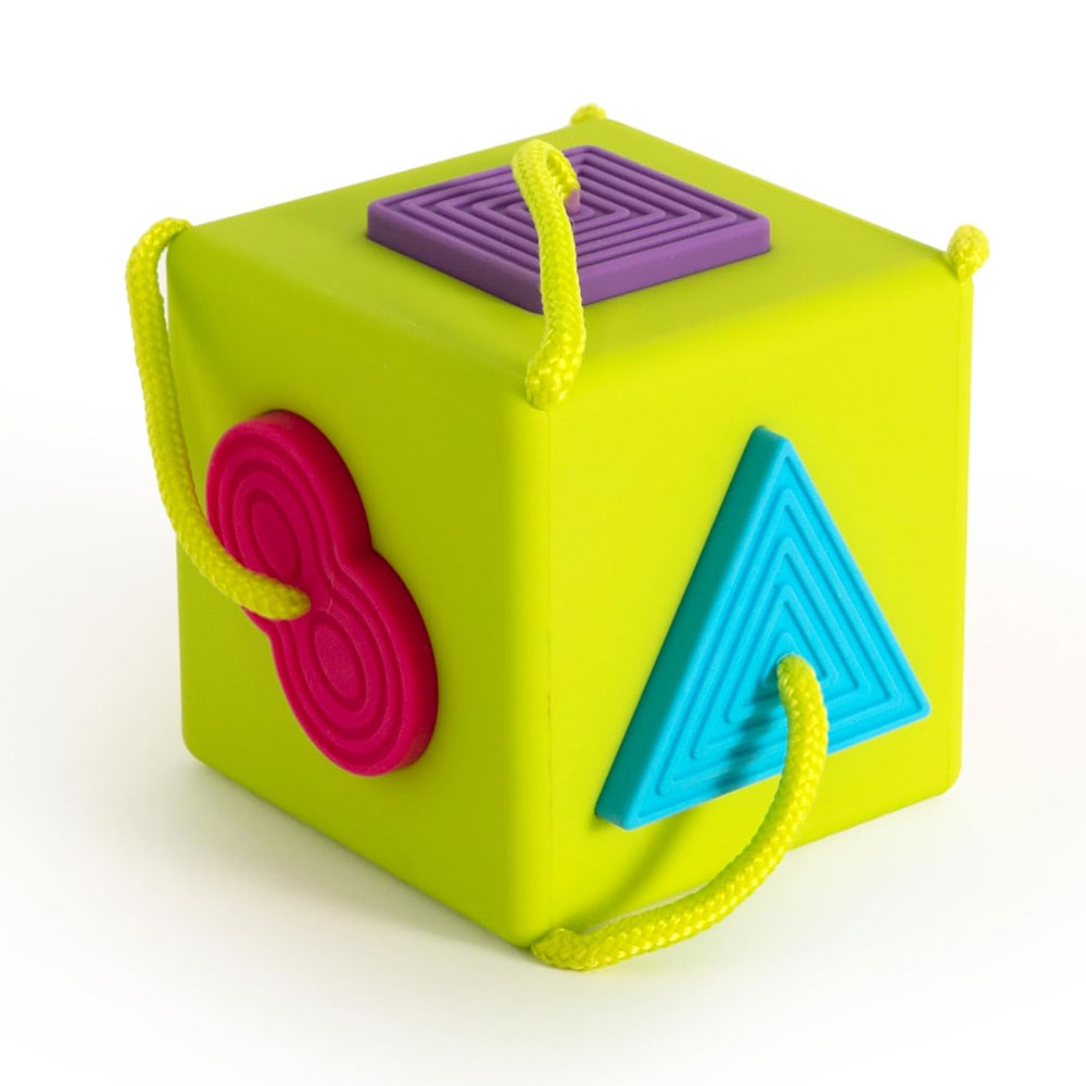 *Fat Brain Toys OombeeCube