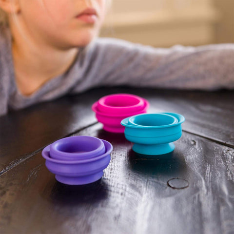 *Fat Brain Toys Suction Kupz