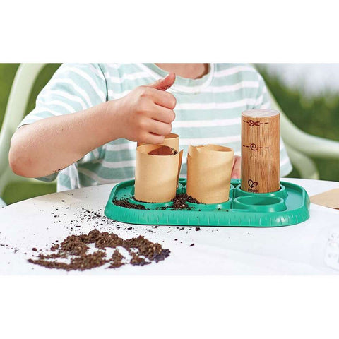 *Hape Nature Fun Growing Gardeners Greenhouse