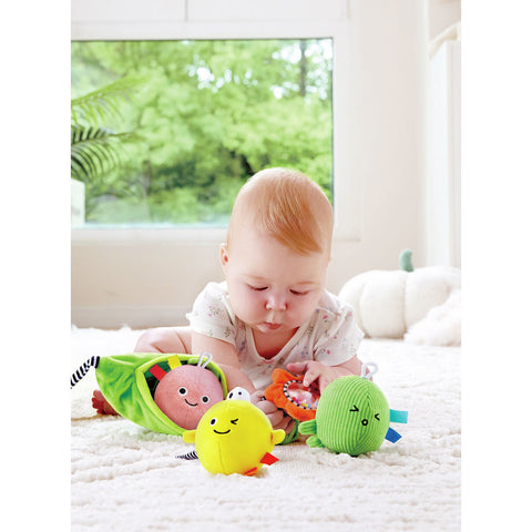 *Hape Pea Pod Pals