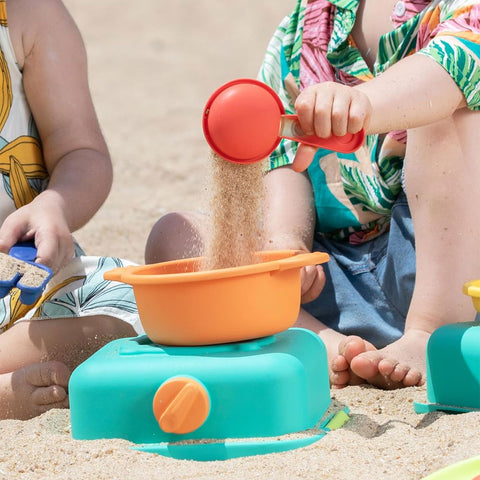 *Hape Sandy Chef Beach Cooking Play Set