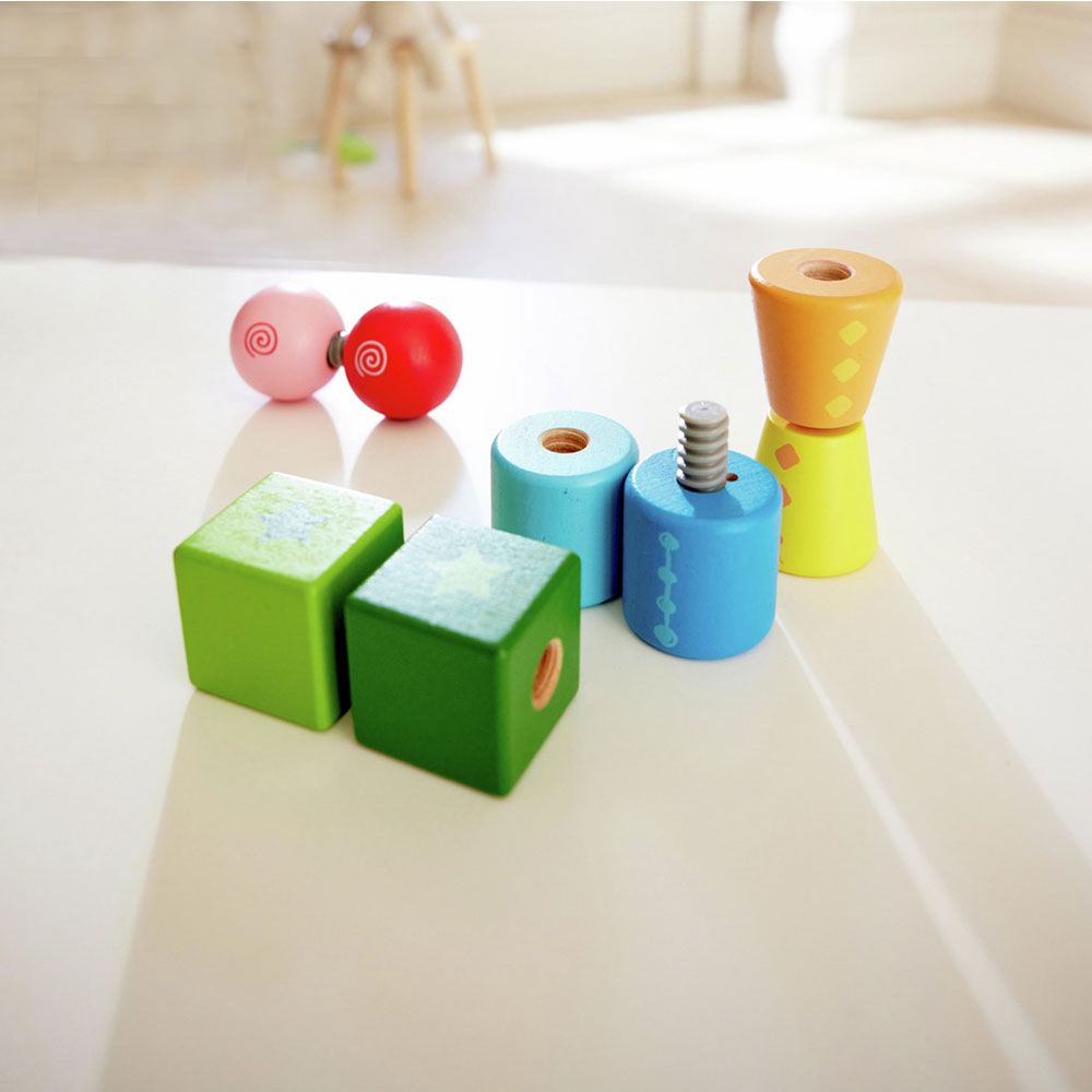 *Hape Twist & Turnables