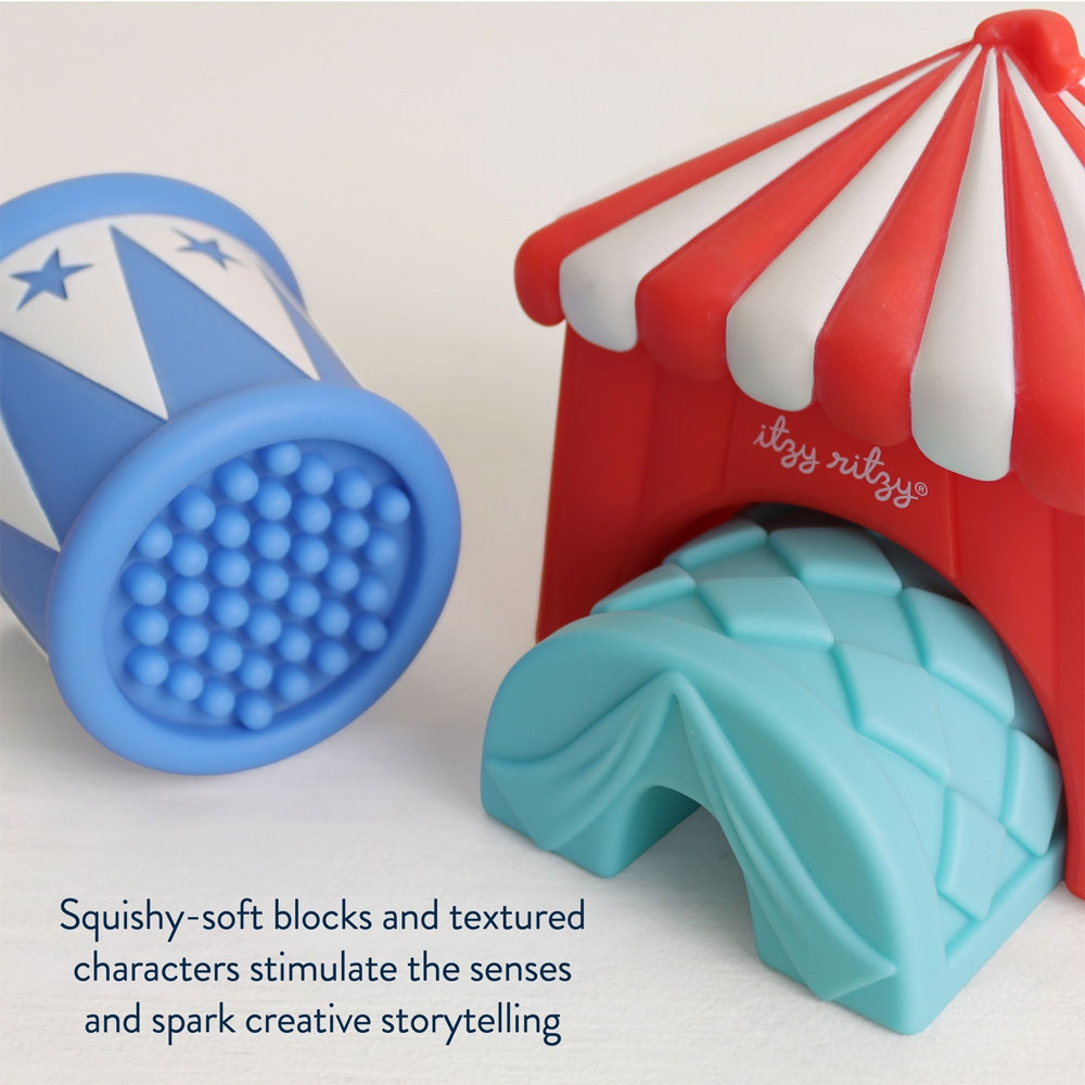 *Itzy Ritzy Itzy Blocks Sensory Blocks Set - Circus