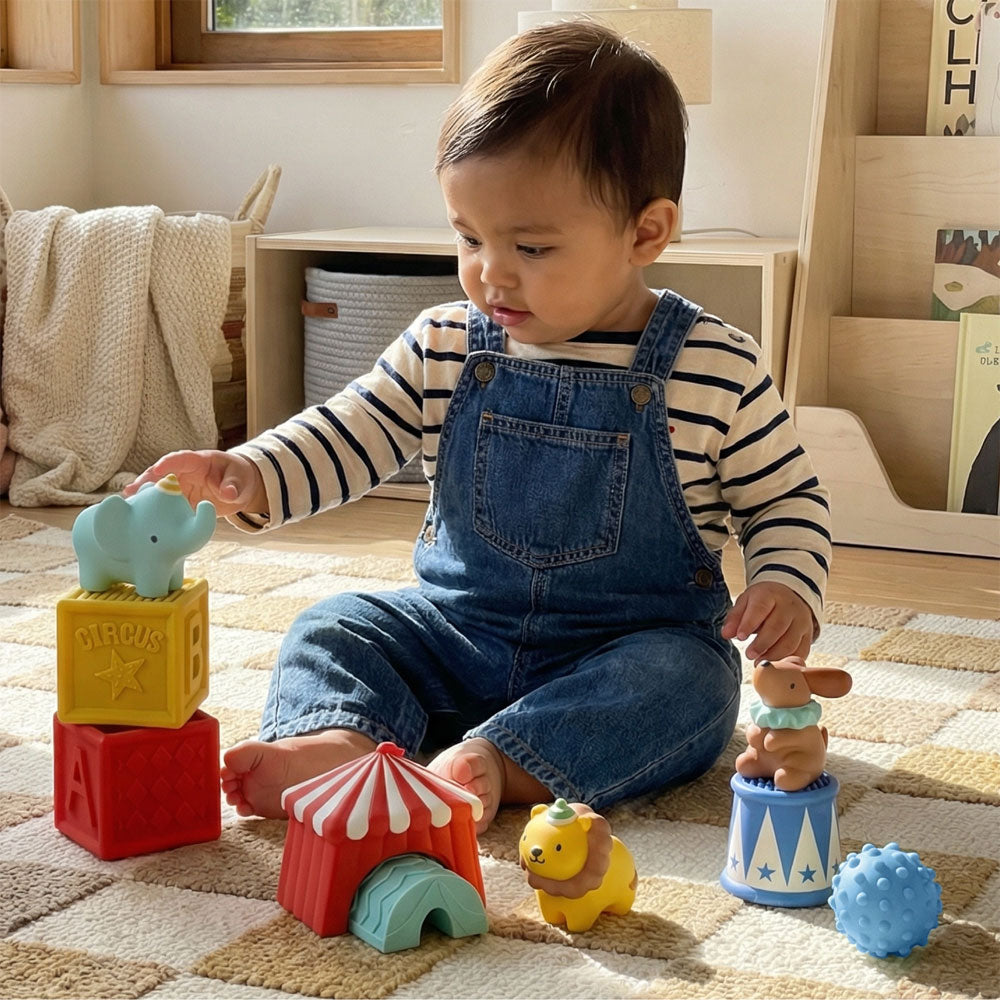 *Itzy Ritzy Itzy Blocks Sensory Blocks Set - Circus