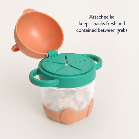 *Itzy Ritzy Snack Pal Mess-Free Snack Cup