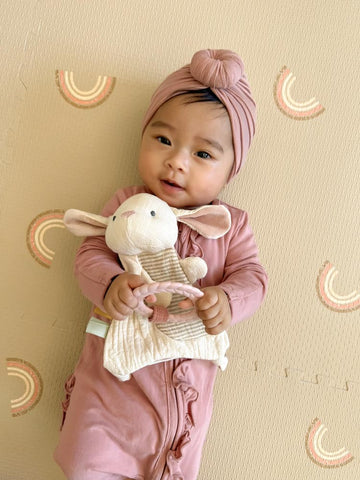 *Itzy Ritzy Bitzy Crinkle Toy & Teether - Bunny