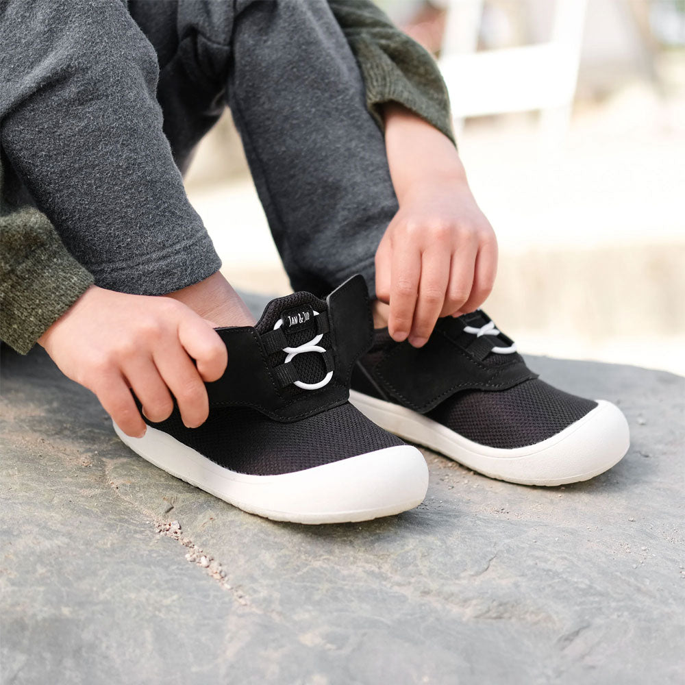 Jan & Jul Mini-Flyer Toddler Sneakers - Black Tie