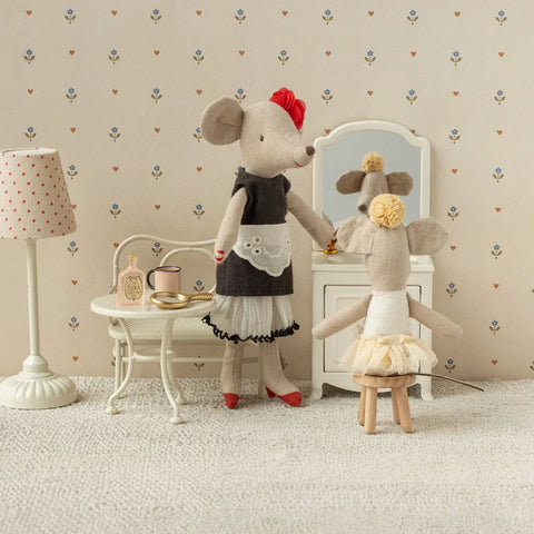 *Maileg Beautician Mum Mouse