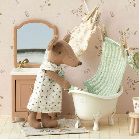 *Maileg Flower Rug - Small