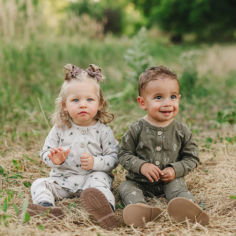 Mebie Baby Long Sleeve Button Romper - Floral