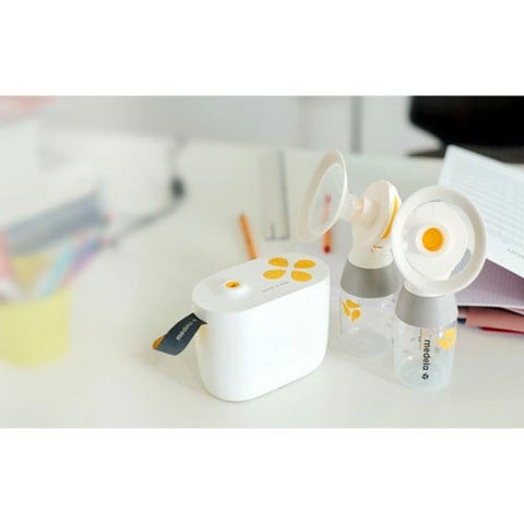 *Medela Pump in Style MaxFlow Double Electric Breastpump