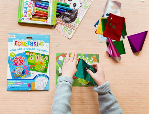 *Ooly Foil-tastic Foil Art & Colouring Set - Awesome Animals