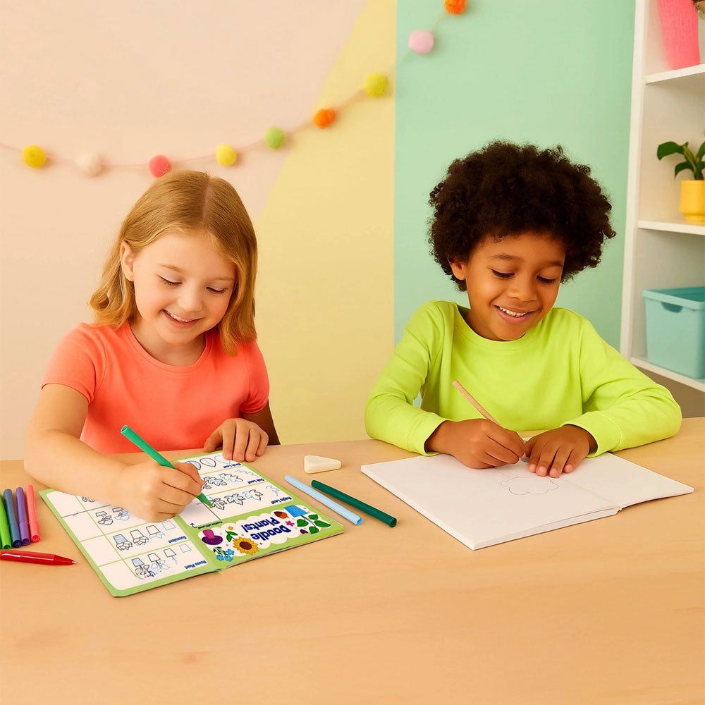 *Ooly Doodle Fun Draw & Colour Activity Kit