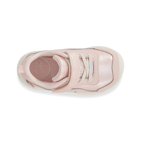 Stride Rite Winslow 2.0 Sneaker - Blush