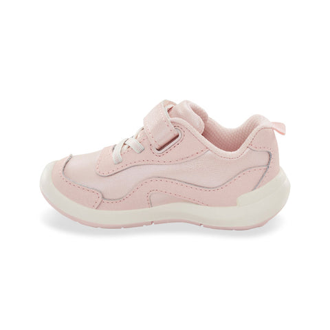 Stride Rite Winslow 2.0 Sneaker - Blush