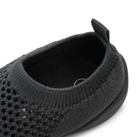 Stonz Roamer Knit Water Shoes - Charcoal