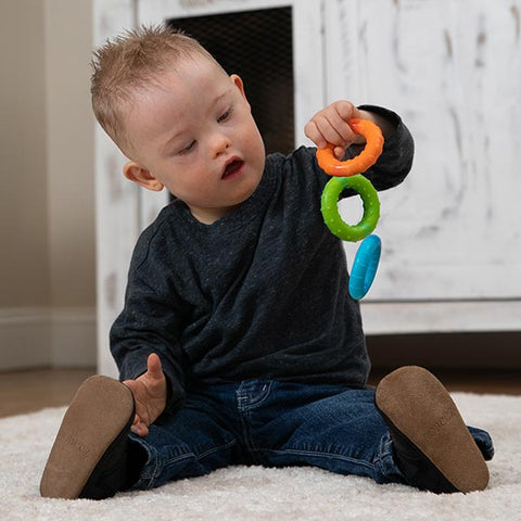 *Fat Brain Toys Silly Rings