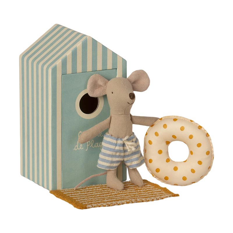 *Maileg Beach Little Brother Mouse in Cabin de Plage