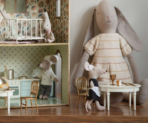 *Maileg Dining Table for Mouse
